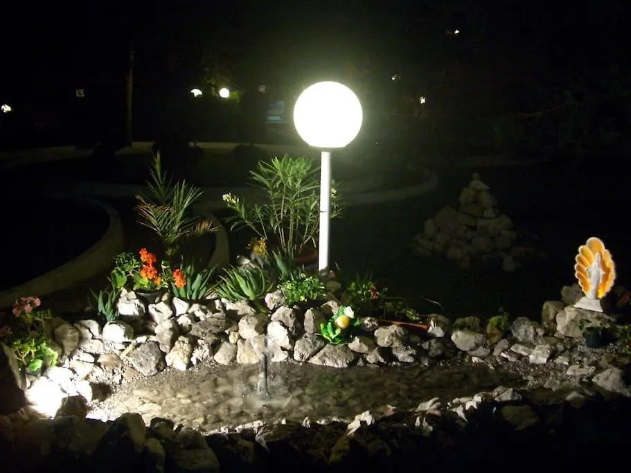 Apartment Villa — Pool — Lake Idro Vesta Italy
